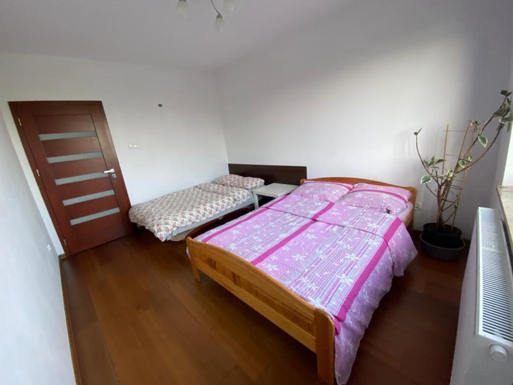 Dom Na Wzgorzu Z Pieknymi Widokami. Miejsce Tropie Villa Luaran gambar