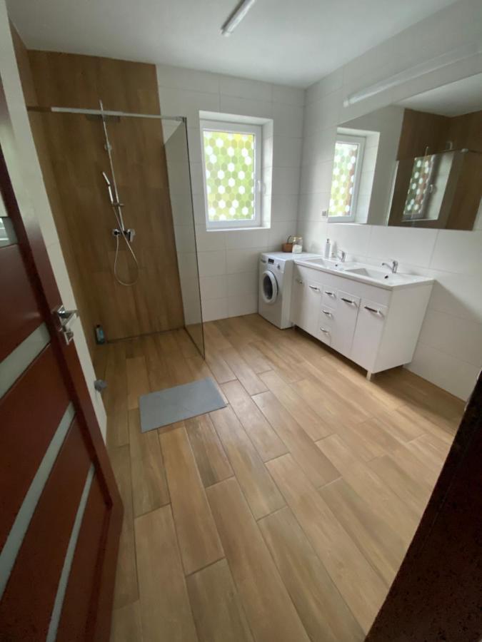 Dom Na Wzgorzu Z Pieknymi Widokami. Miejsce Tropie Villa Luaran gambar